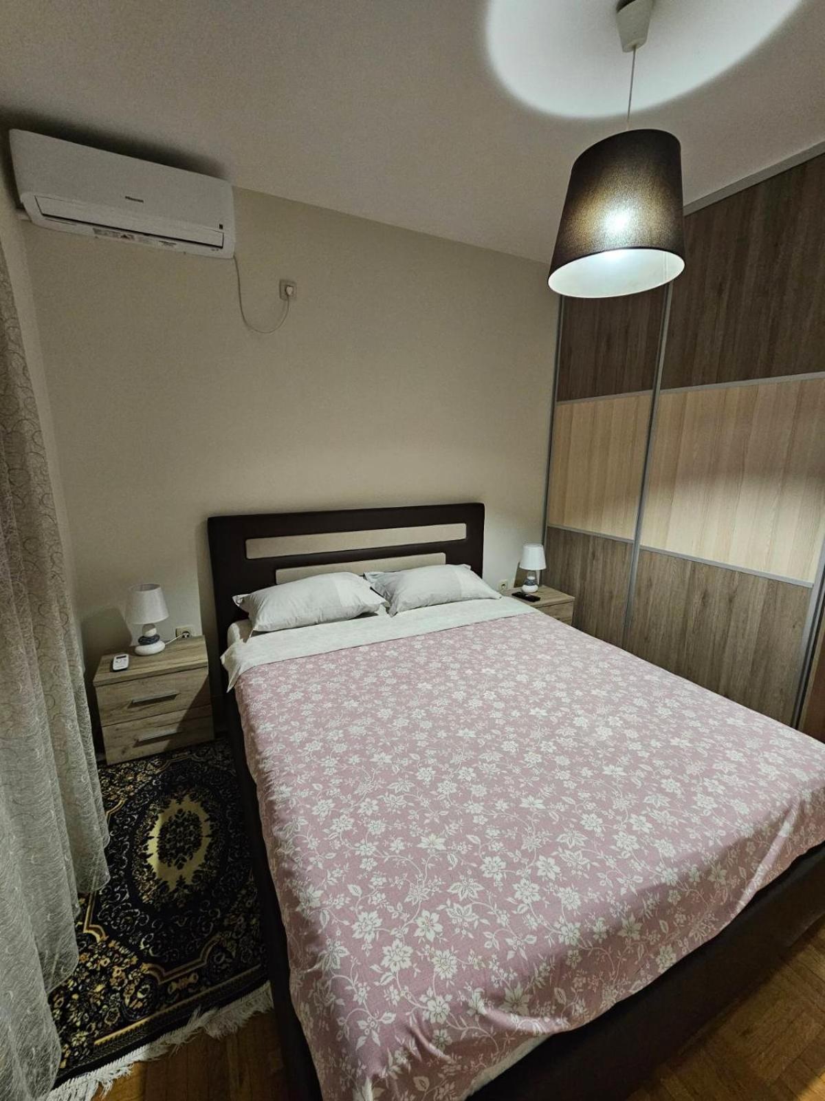 Aphrodite Apartment Подгориця Екстер'єр фото